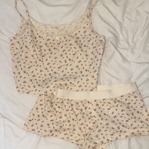 Altered State Women’s Cream Floral Ribbed Cami & Short Sleep Set
